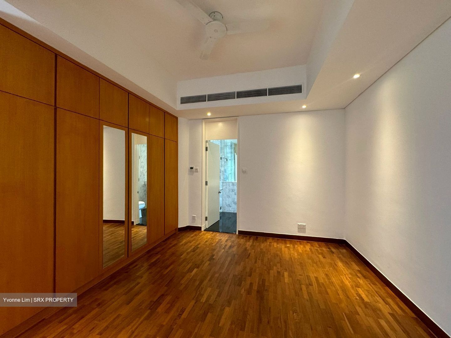The Colonnade (D10), Condominium #566421501